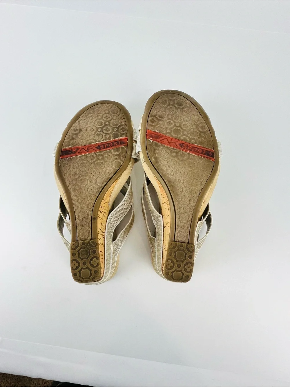 Anne Klein Sport Lakeisha Wedge Sandals Gold Shimmer Textile Bands Size 8